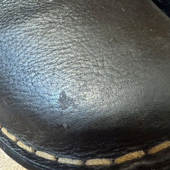 Born Tasseled Black Leather Slip On Clog Shoes - Picture 2 of 9